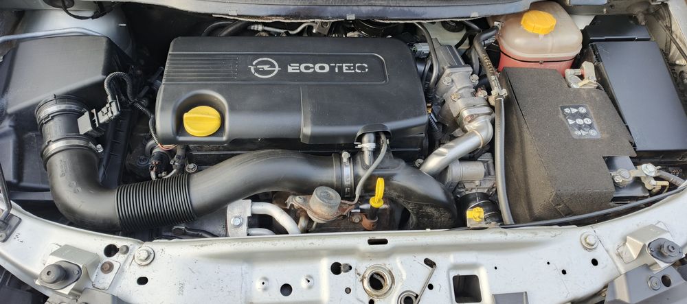 Продам чудовий Опель Зафиру