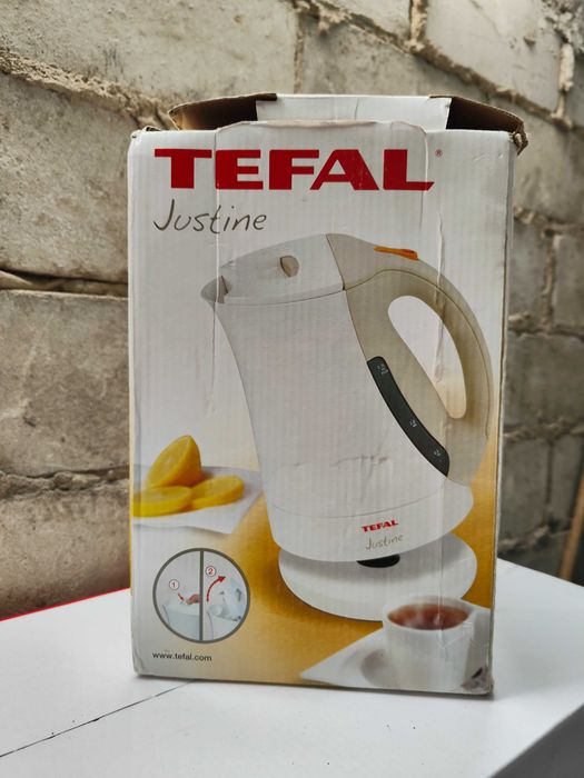 Czajnik elektryczny Tefal Justine BF 55 1.7 L