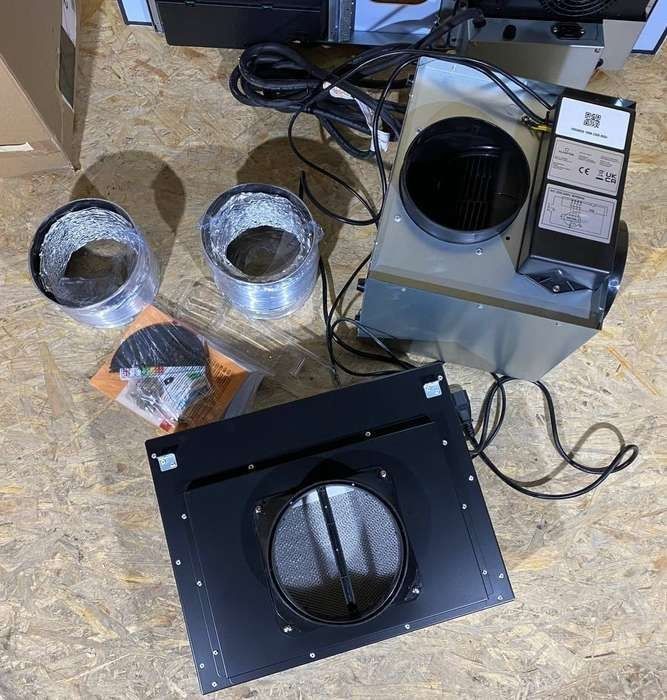 Плита індукційна з витяжкою Klarstein з Німеччини / плита с Германии