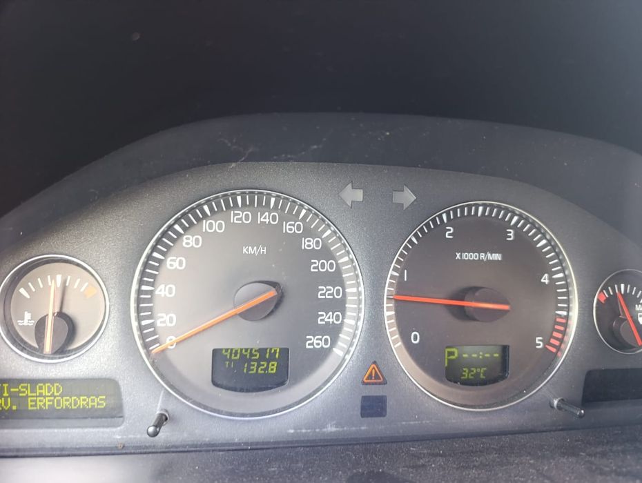 Volvo XC90 2003 года