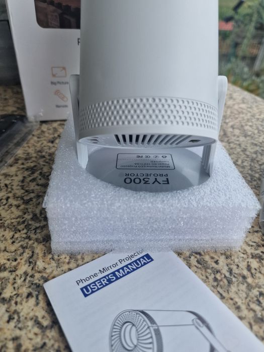 projetor portátil KaiAqua FY300 Pocket Projector