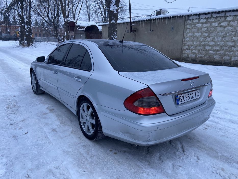 Продам мерседес 211