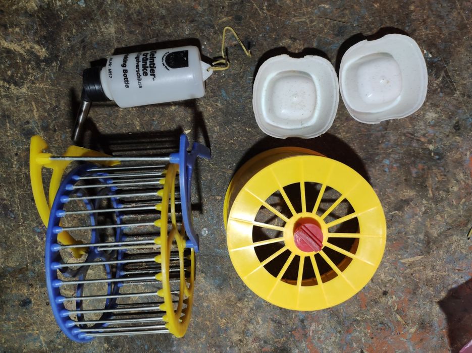 Колесо, поїлка, миска для гризунів хом'яка, миші, щура б/у