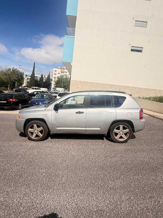 Jeep Compass 2007491142304571729924