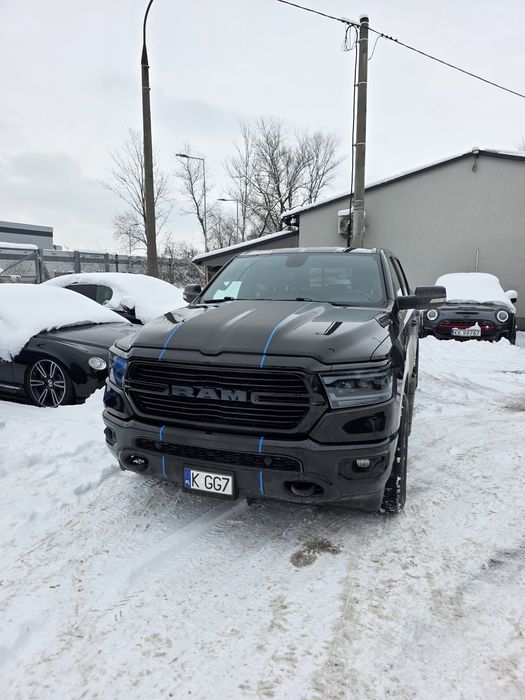DODGE RAM 1500 rocznik 2020 5,7 Hemi + LPG, czarny, długa kabina