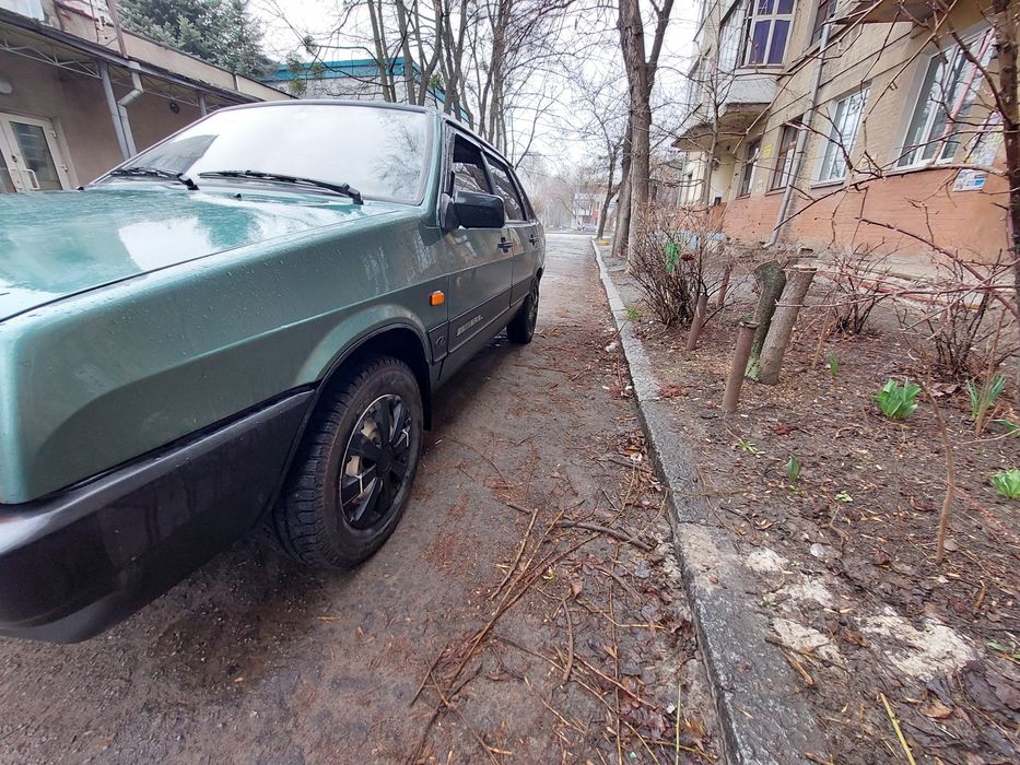 Продам ваз 21099 1.6