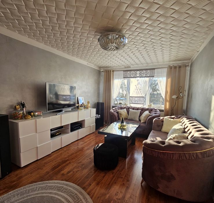 Mieszkanie 3 pokojowe + garaż i piwnica