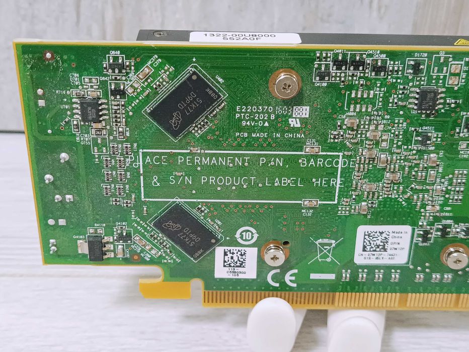 Видеокарта AMD Radeon R5 240 / 1GB / GDDR3 / 64-bit / DVI / DP