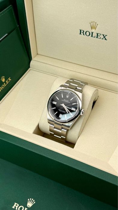 Годинник ROLEX Oyster Perpetual ref.124300