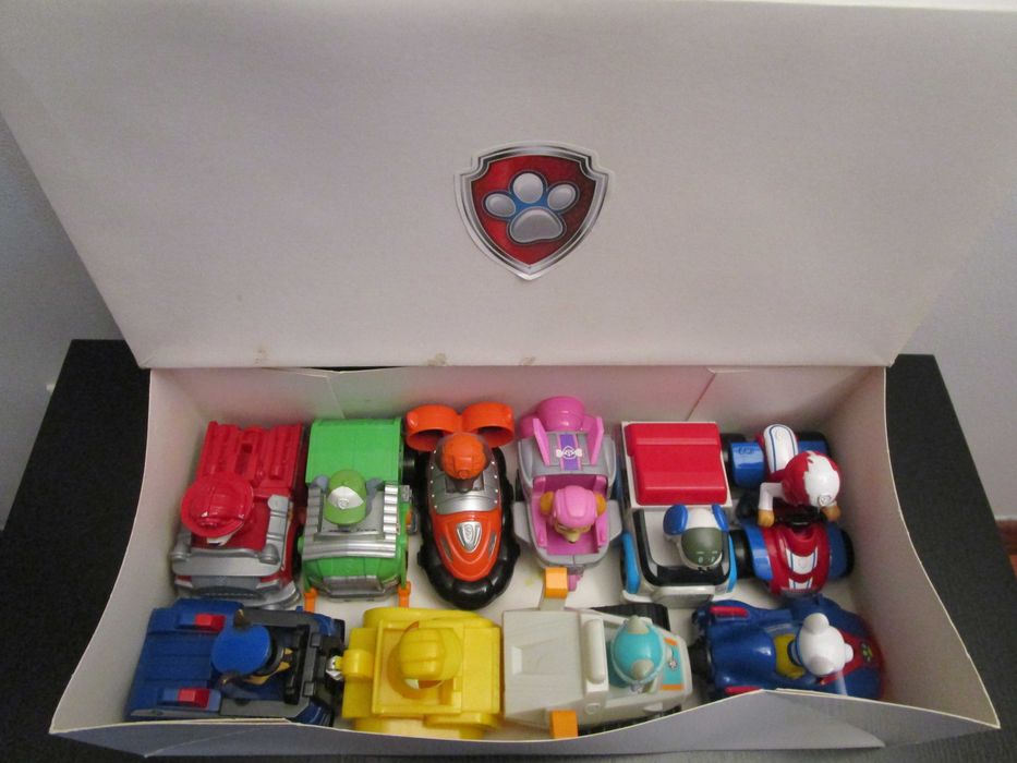 Conjuntos em caixa c/ 10 e 12 Racers Originais da Patrulha Pata