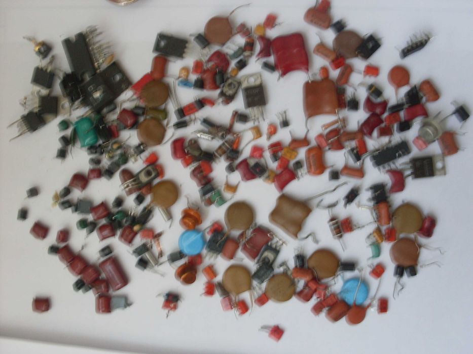 Радиодетали. КМ. КТ961. РГК15-1.