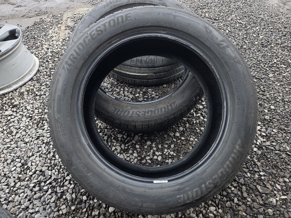 215 55 R18 Bridgestone
