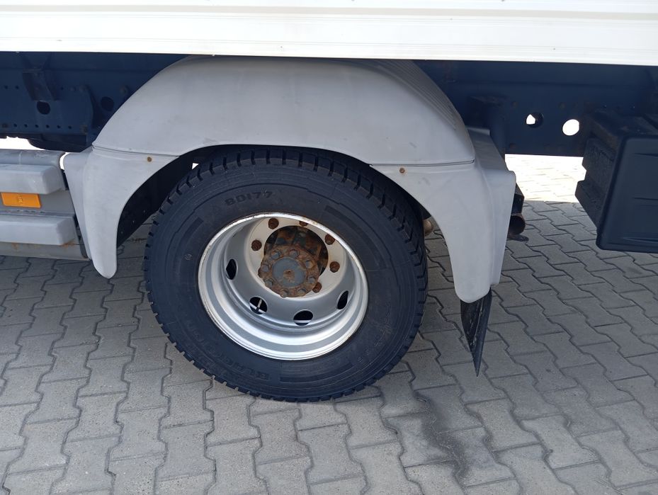 Samochód ciężarowy  Mercedes Atego  1218