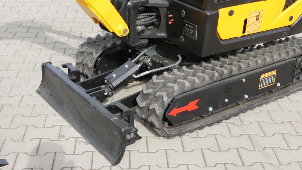 MINIKOPARKA 1.8t | Kubota D902 | kabina | 3 łyżki | leasing | FV23