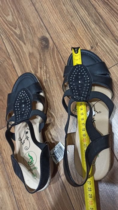 Buty, sandały czarne 40/41