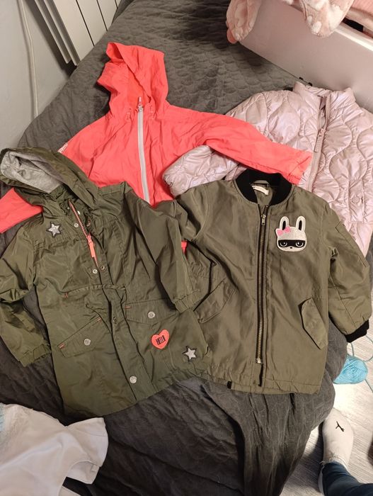 Kurtki wiosenne dla dziewczynki 4sztuki