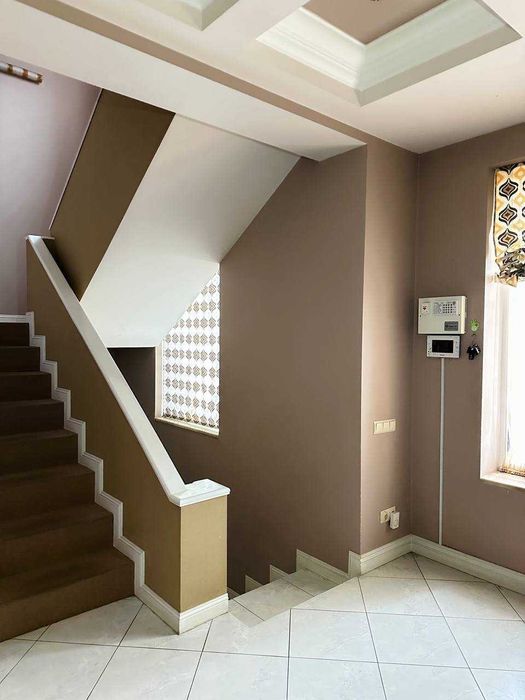 Терміново будинок 640кв.м з ремонтом, Троєщина, Можно під комерцію!!!