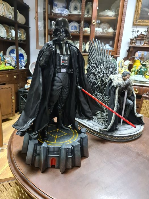 Thor & spiderman & joker  & darth vader& eren yeager & superman vs batman