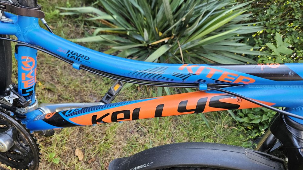 Rower młodzieżowy Kellys Kiter 24" – amortyzator, Shimano, błotniki