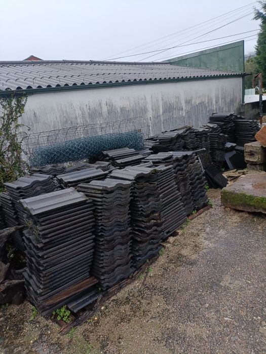 Telhas Ílhavo em bom estado