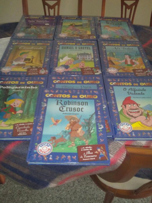 Coleção de livros contos de ouro
