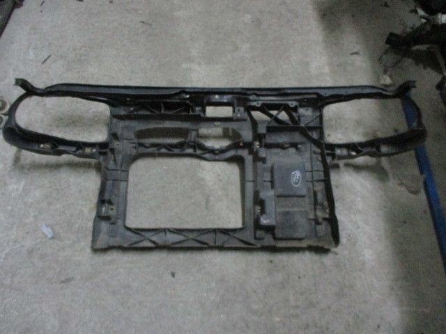 Frente em fibra ou chapa VOLKSWAGEN Golf IV (1J1)