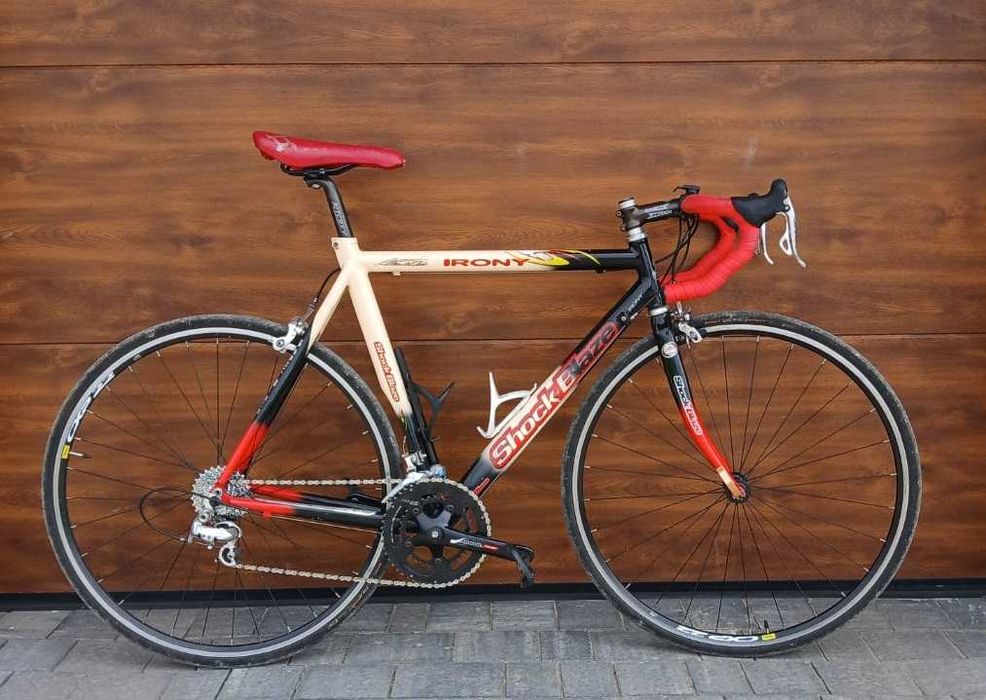 Rower szosowy Shockblaze Irony made in Italy nowy napęd alu campagnolo