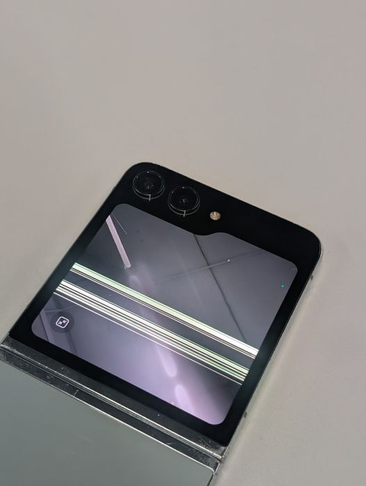 Samsung galaxy z flip 5 8/256