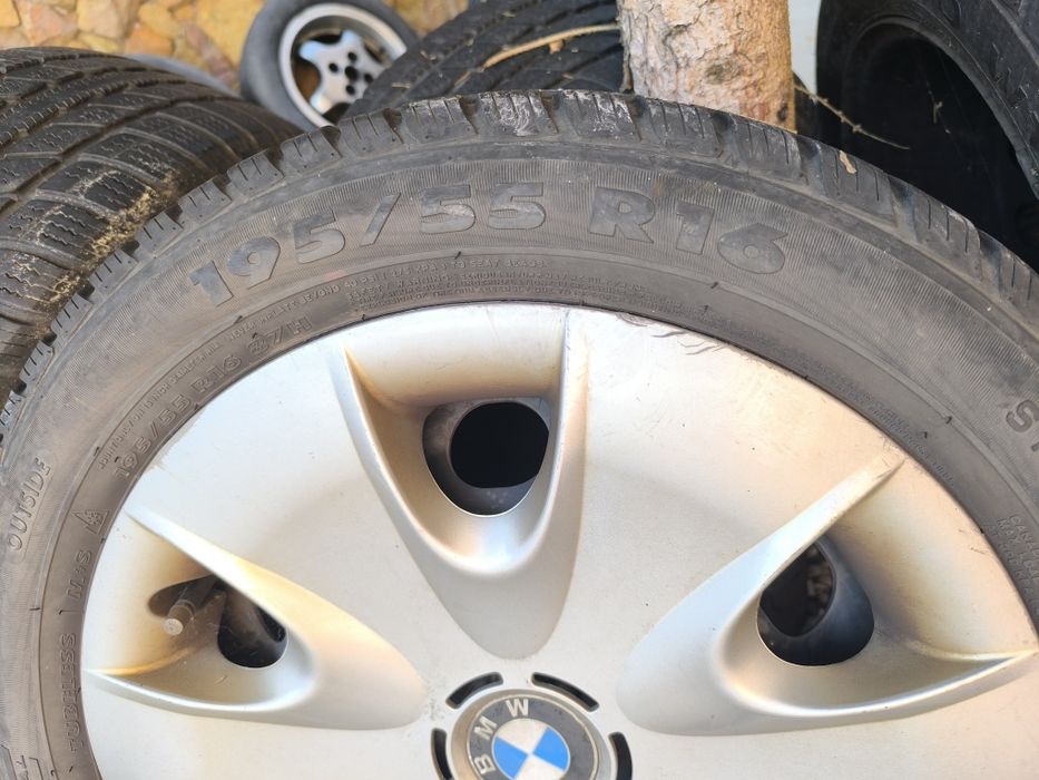 Pneus 195/55 R16