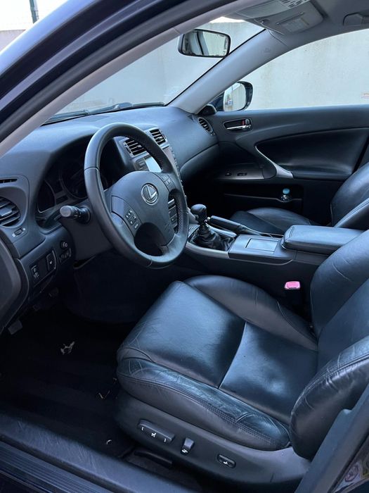 Troco Lexus is220d64307703211010125