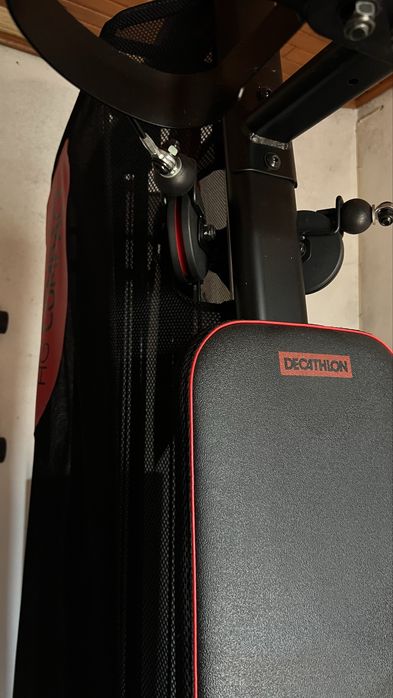 Máquina de Ginásio Decathlon HG Compact