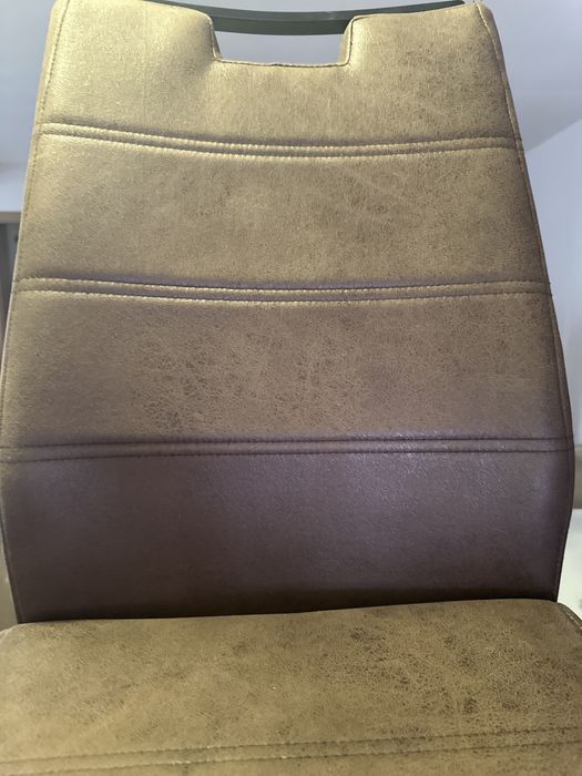 6 cadeiras novas Conforama