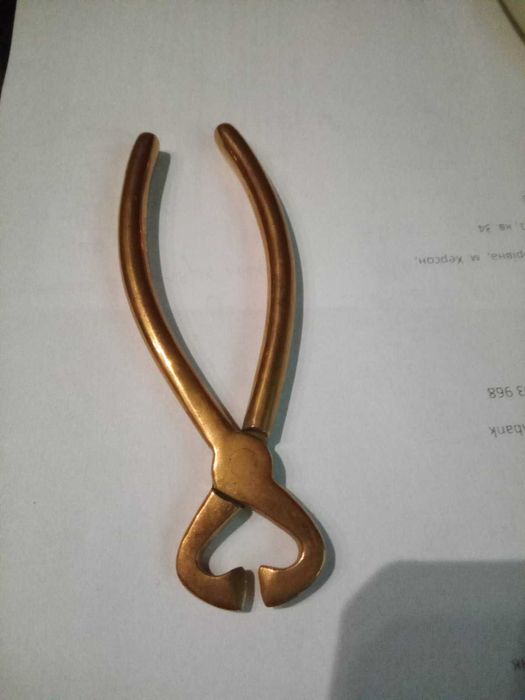 Кусачки для кускового сахара.