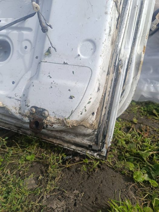 Задні двері спрінтер 519 CDI