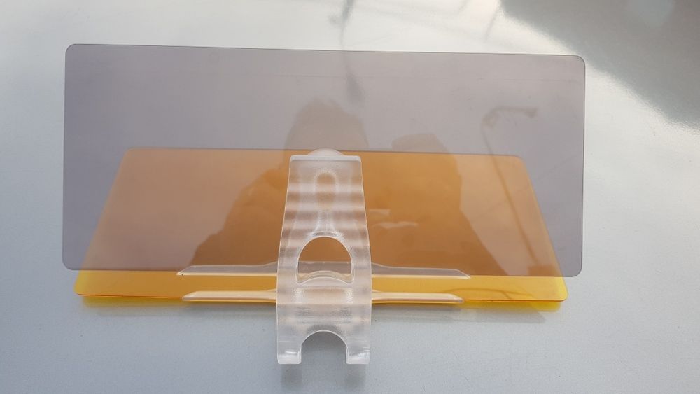 Светофильтр день/ночь на козырёк автомобиля