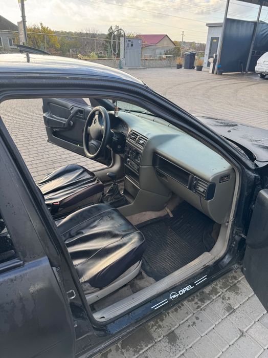 Продам Опель Вектра а
