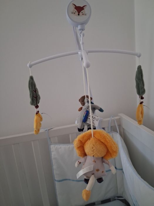 Brinquedo para berço