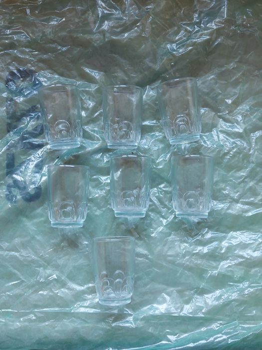 Stare grube szklanki 8sztuk z czasów PRL