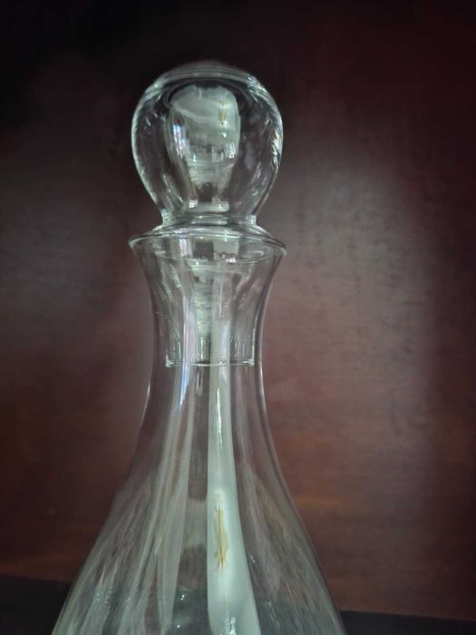 Garrafa de cristal, estilo mais moderno