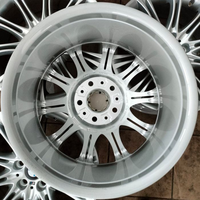 Felgi aluminiowe BMW M-Pakiet E60 E61 F10 F11 F30 F31 8x18 ET20 5x120