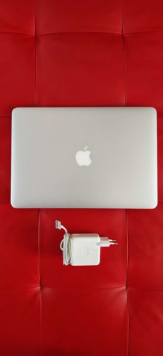 MacBook Air 13” RARO | Intel i7 2,2 GHz | 1 000 Go SSD Rápido