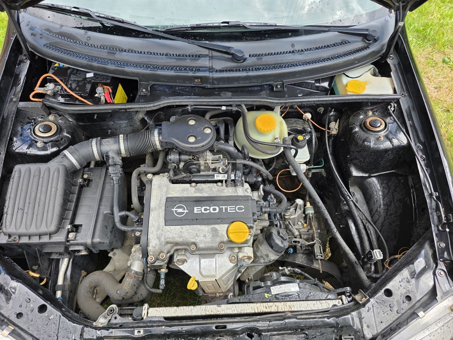 Opel Corsa B City.  2000 r. 1.0 benzyna.