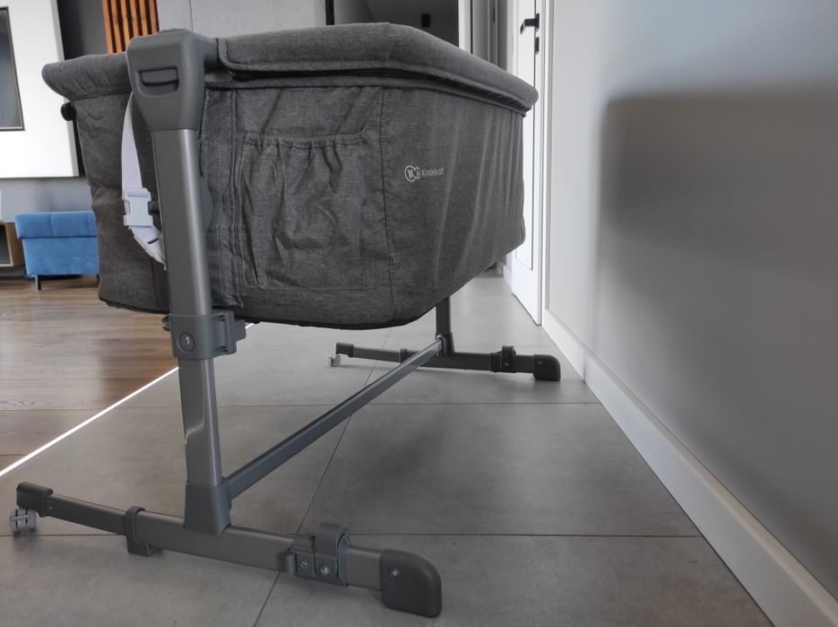 Łóżeczko dostawne . Łóżeczko turystyczne