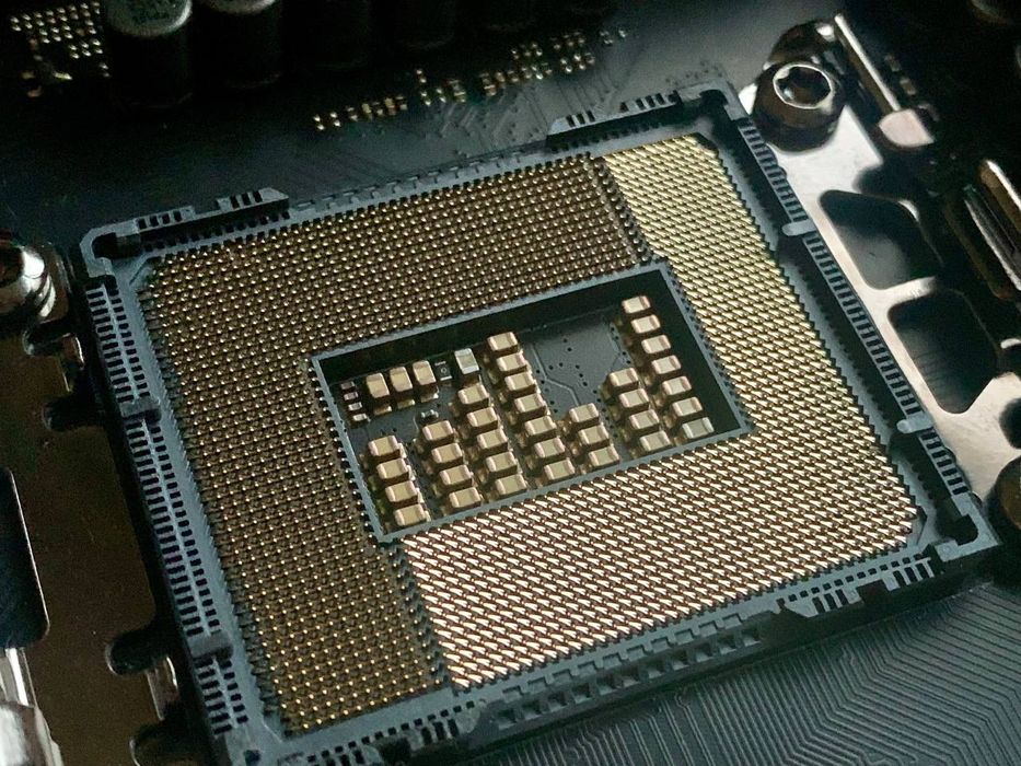 Asus ROG Maximus Z690 HERO s1700 socket