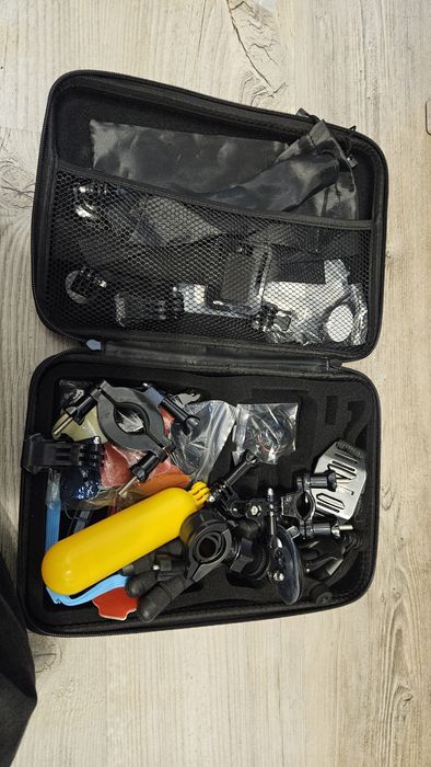 go pro hero 8 plus dodatki i baterie