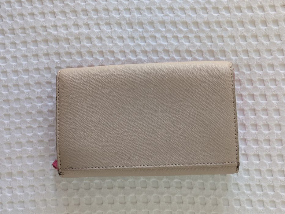 Carteira DKNY rosa e bege