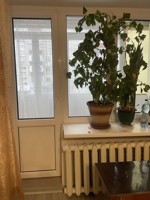 Здається в оренду 2кімнатна квартира на Героів Майдану