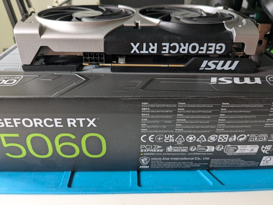 Placa gráfica NVIDIA RTX 5060 nova