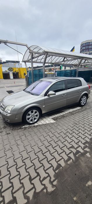 Opel Signum 2004 2.2 бензин