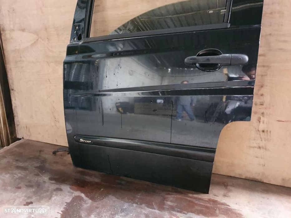 Porta frente esquerda Mercedes Vito Viano W639 ano 03 a 14